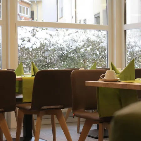Hotel Neuthor 3*