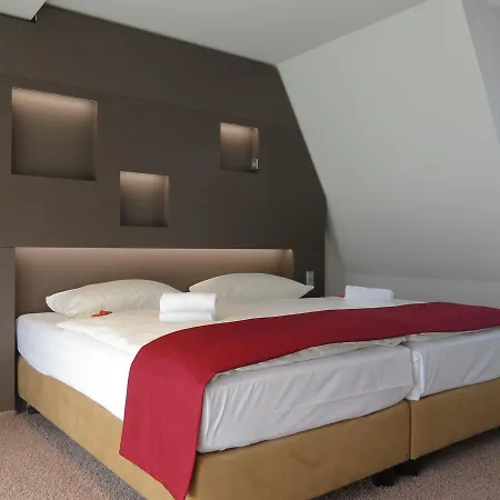 Hotel Neuthor 3*