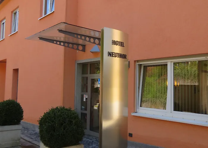 Hotell Neuthor 3*